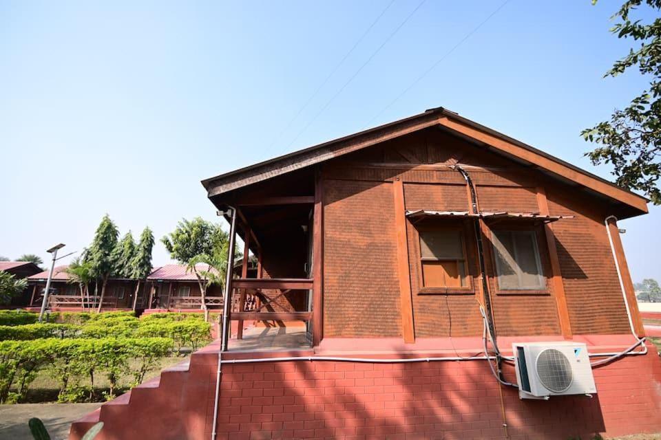 The Byke Niranjana Hotel Gaya Exterior photo